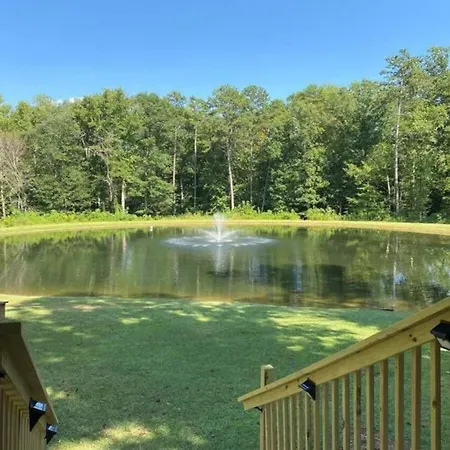 Serene 1Br Cabin Near Nc Z00 With Loft & Waterview